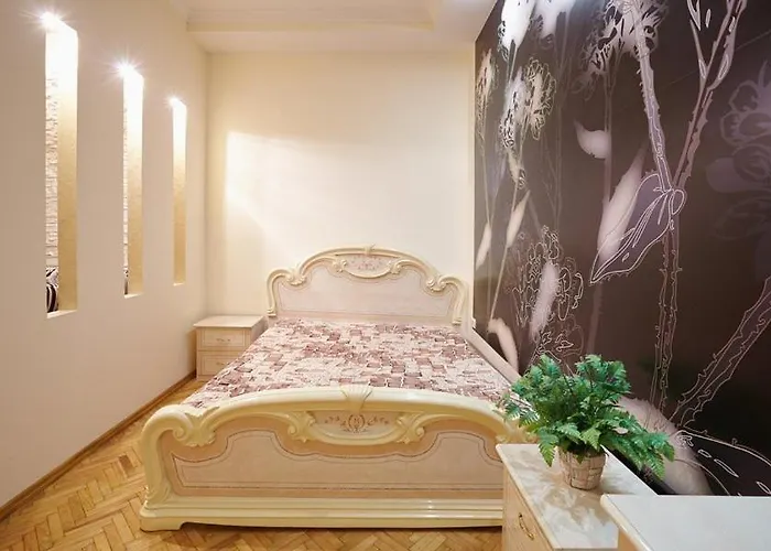 Дизайнерская Кулиша 16 Leopoli