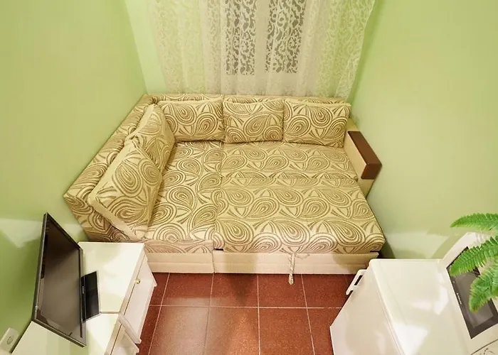 Дизайнерская Кулиша 16 לבוב